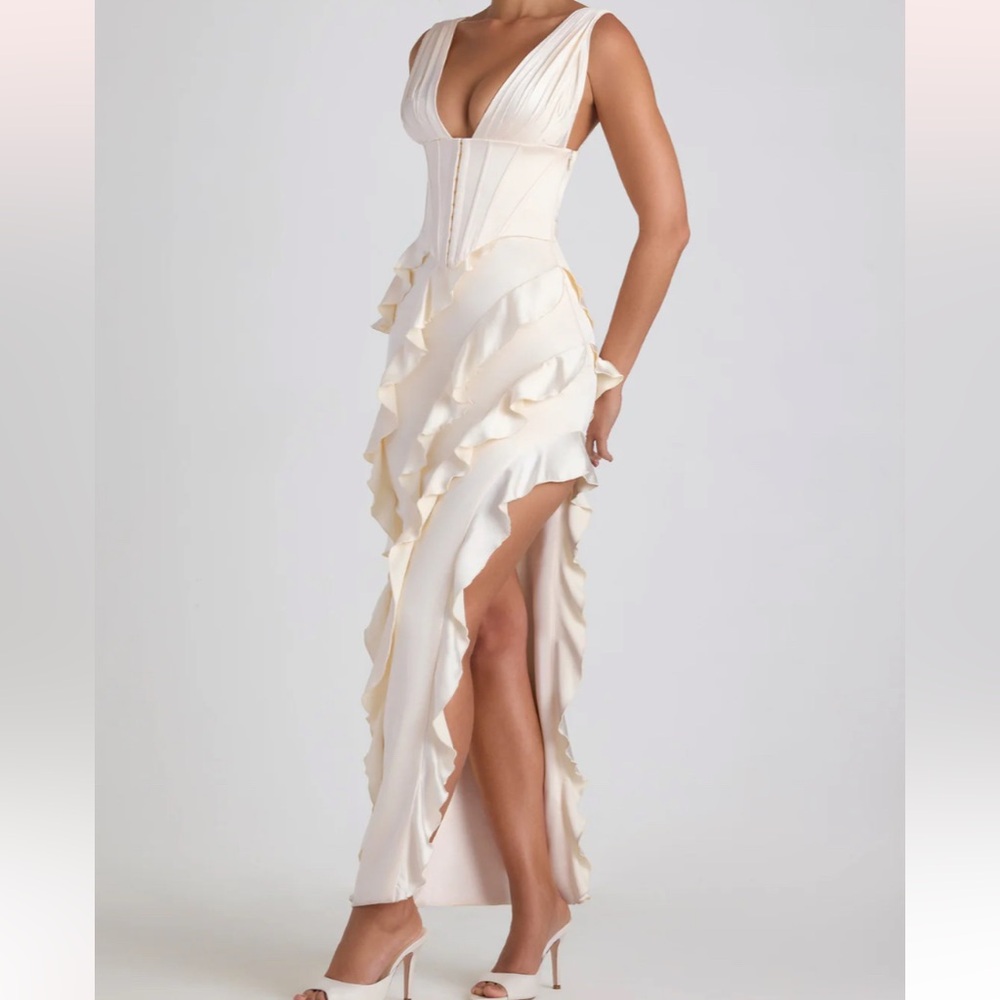 *New* Never worn! Oh Polly Ambrosia Ivory Ruffled Maxi Dress